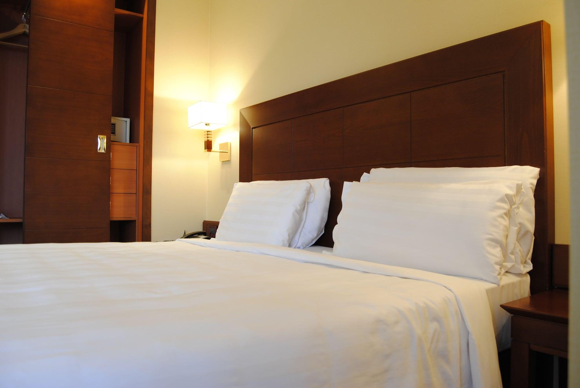 Hotel Capannelle Roma Екстериор снимка