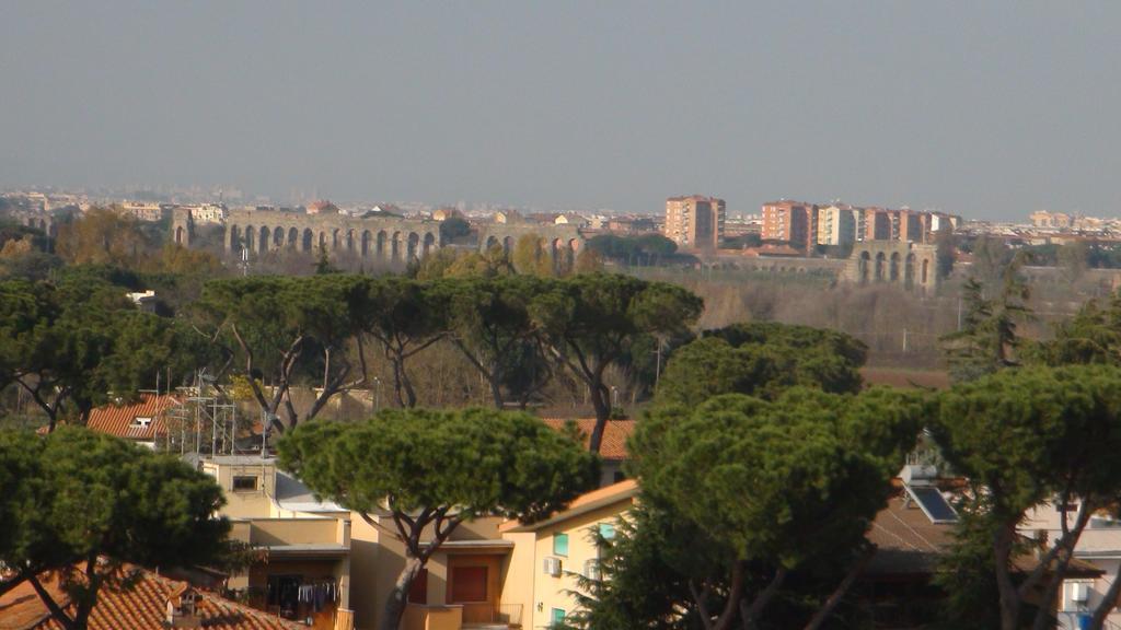 Hotel Capannelle Roma Екстериор снимка