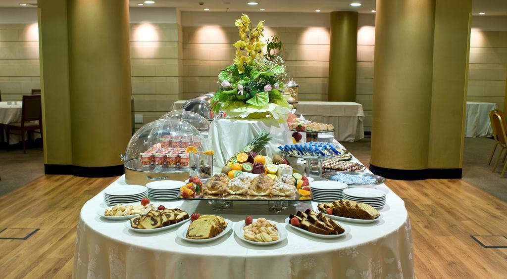 Hotel Capannelle Roma Екстериор снимка