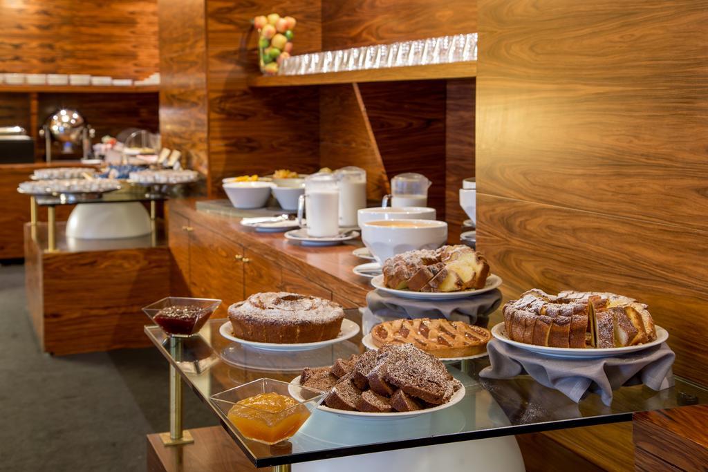 Hotel Capannelle Roma Екстериор снимка