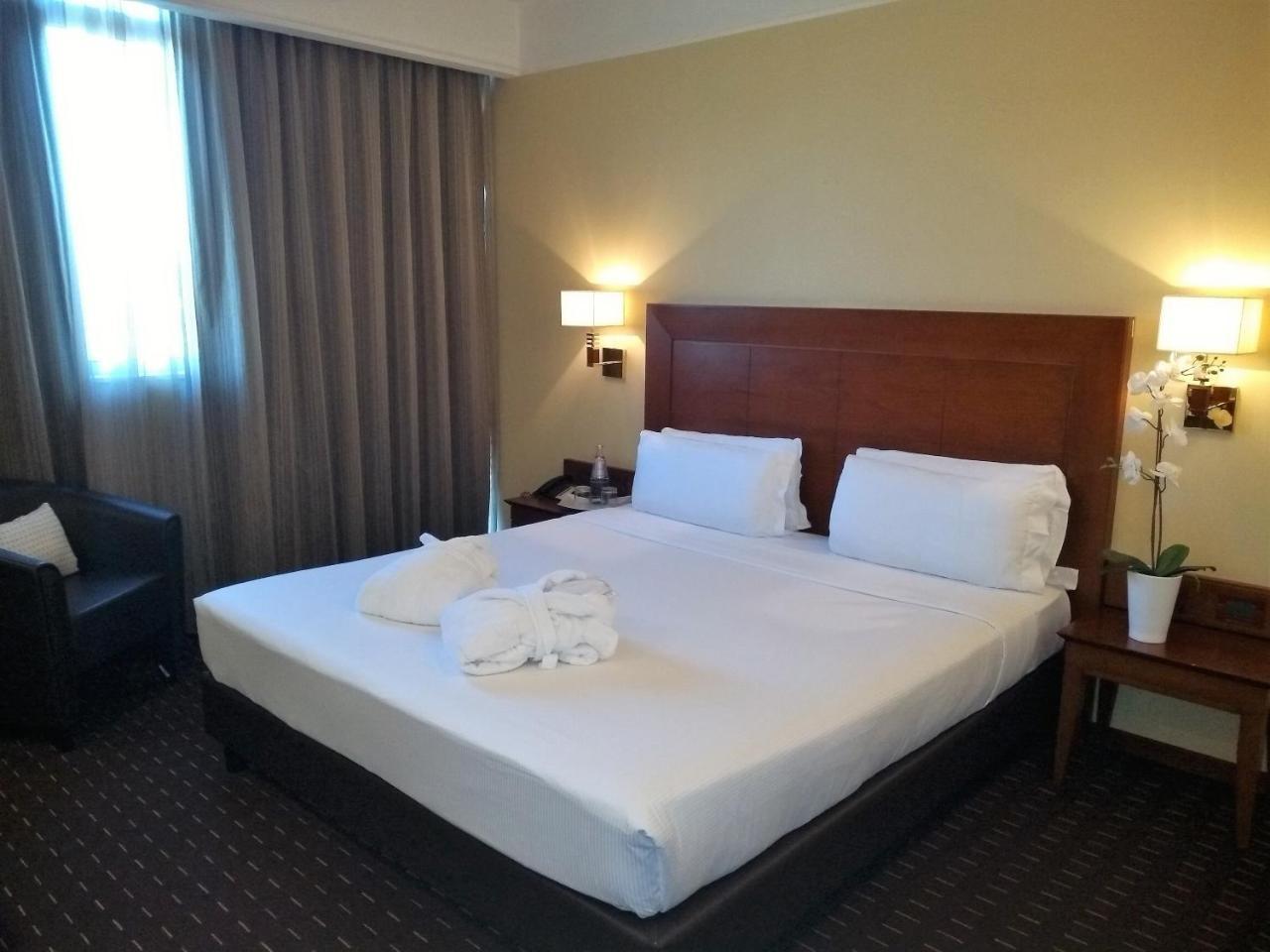 Hotel Capannelle Roma Екстериор снимка