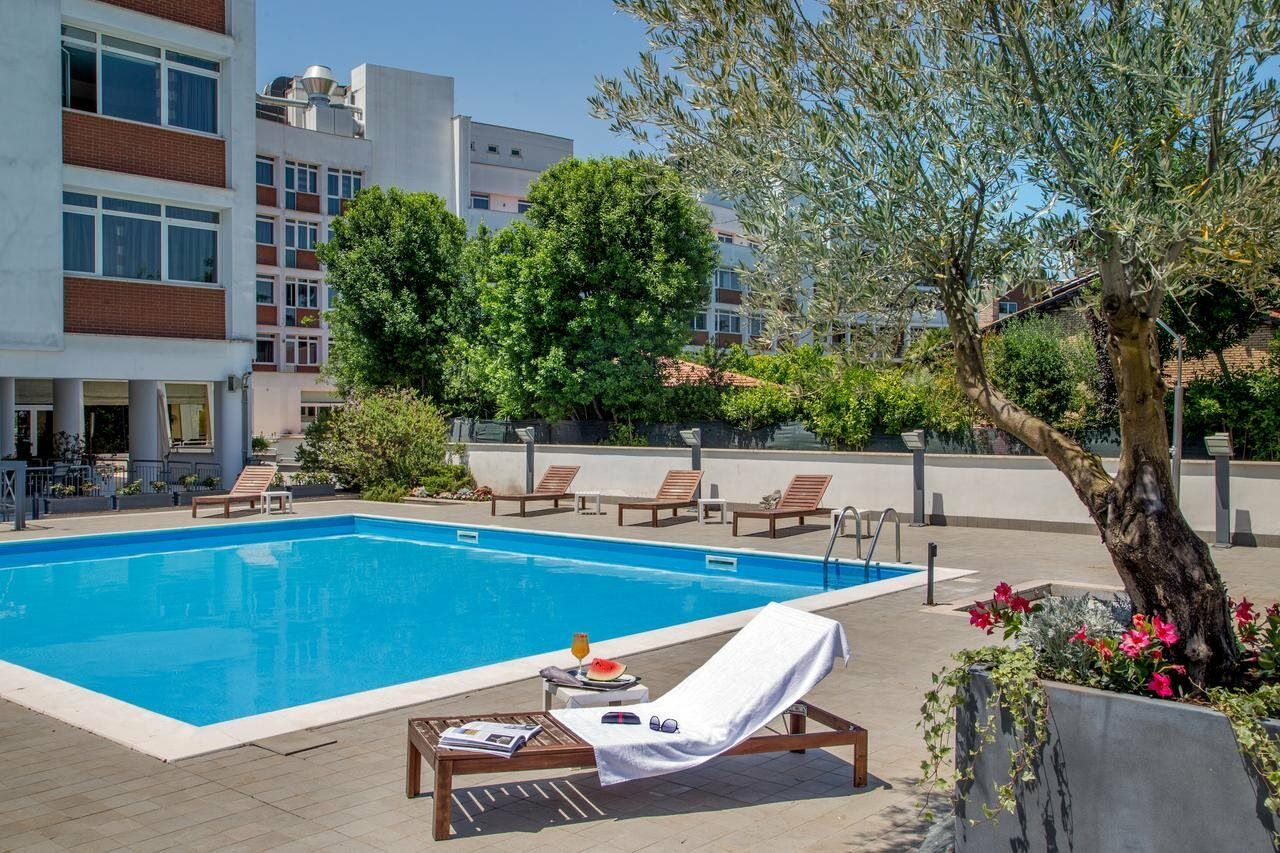 Hotel Capannelle Roma Екстериор снимка